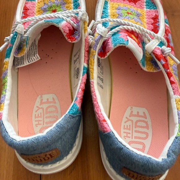 hey dude Wendy Crochet Squares Pink Multicolor Women Size 8 - Picture 6 of 7